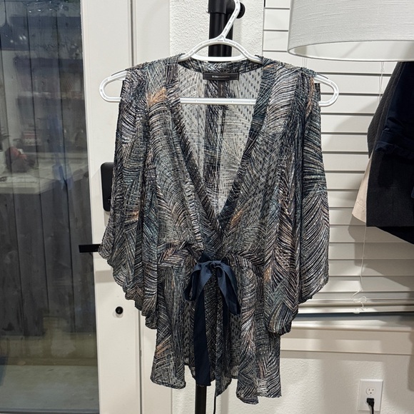BCBGMaxAzria Black and Gray Patterned Blouse - Picture 1 of 1